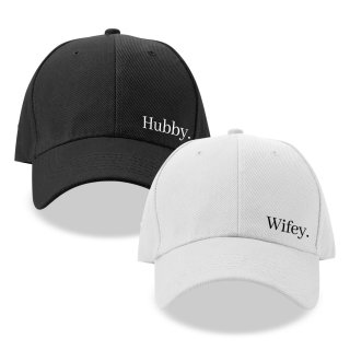 GroomBrideGifts Hubby Wifey Baseball Cap Set, Adjustable Washed Cotton Embroidered Hat, Wedding Honeymoon Essentials Gift.